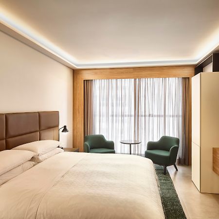 โรงแรมเชอราตัน ซันโตส ภายนอก รูปภาพ A guest room at the hotel