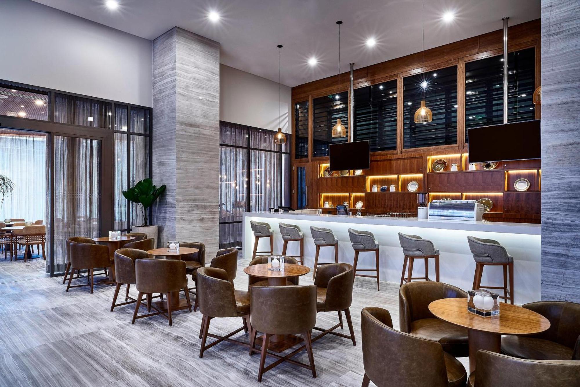 โรงแรมเชอราตัน ซันโตส ภายนอก รูปภาพ The Bar