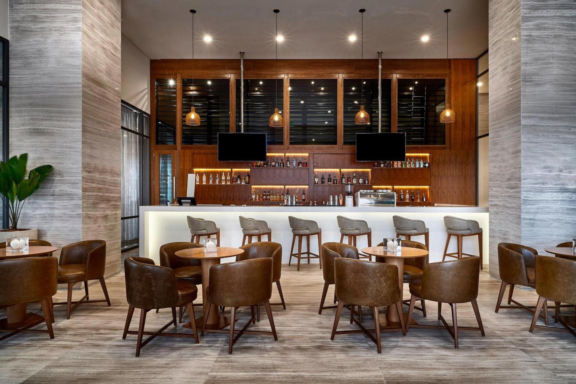 โรงแรมเชอราตัน ซันโตส ภายนอก รูปภาพ The Bar at the Westin Maldives