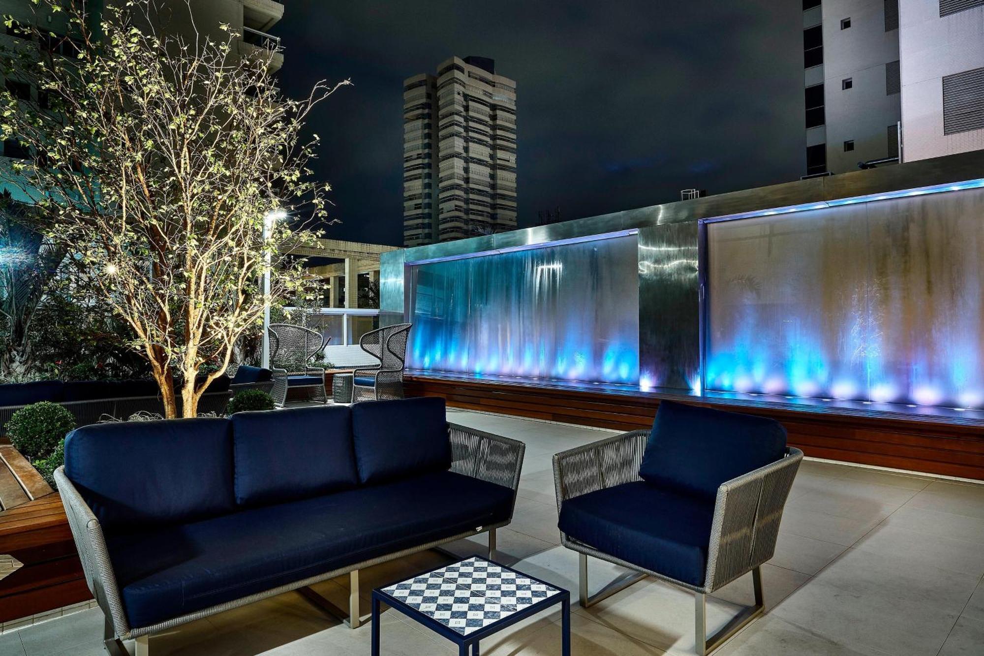 โรงแรมเชอราตัน ซันโตส ภายนอก รูปภาพ The rooftop lounge at the W New York - Union Square