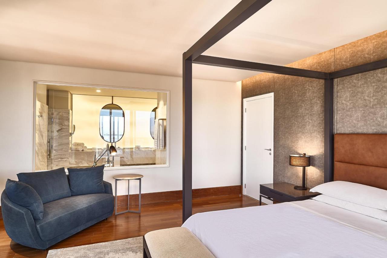 โรงแรมเชอราตัน ซันโตส ภายนอก รูปภาพ A guest room at the hotel